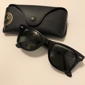 Ray Ban Black Original Women’s Wayfarer